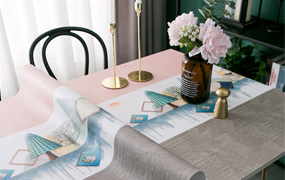 宅家自制浪漫情人节晚餐，餐桌布很重要！