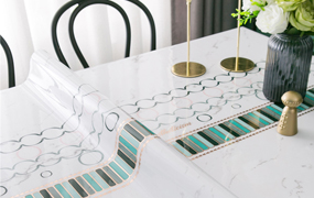 桌布中的“曲线设计”，让家充满质感 